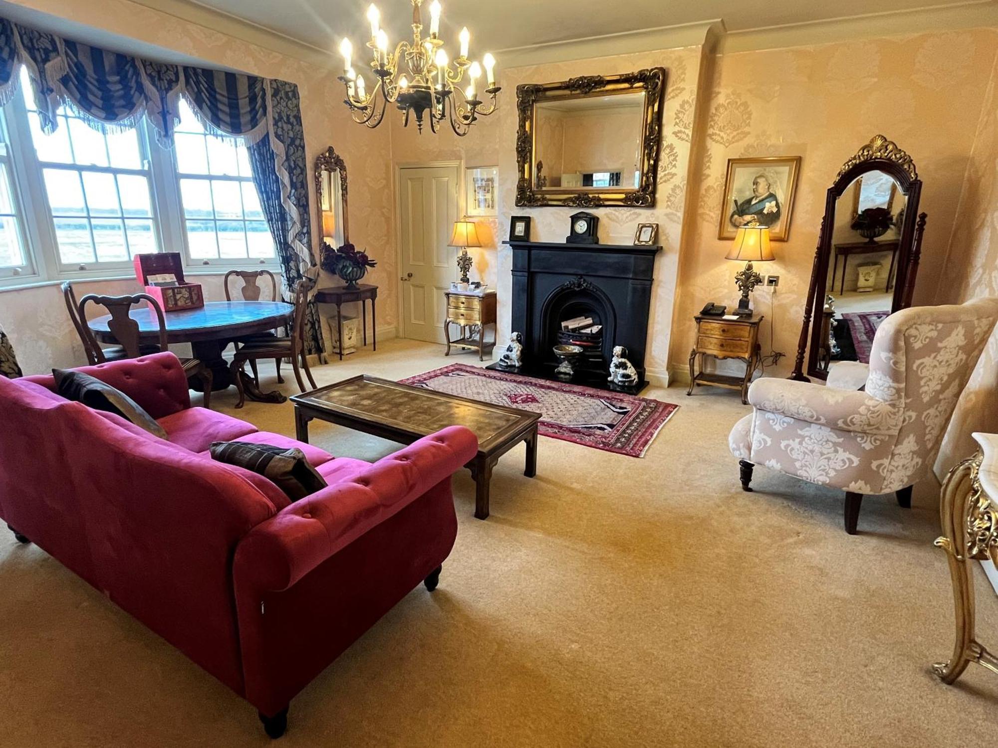 Hotel Ye Olde Bell & 4*